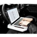 Biuro kierownicy samochodu na laptop lub notebook